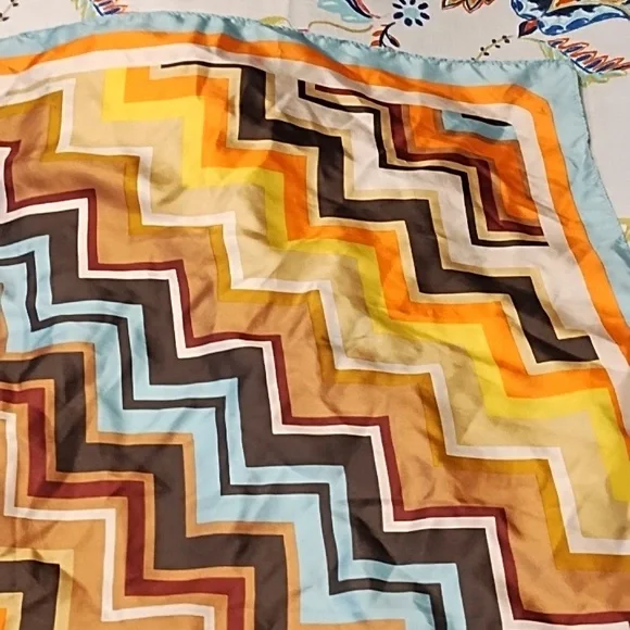 Missoni Silk Scarf - Picture 4 of 6